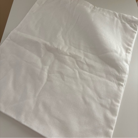 Chloe Drawstring Dust Bag - Picture 8 of 9